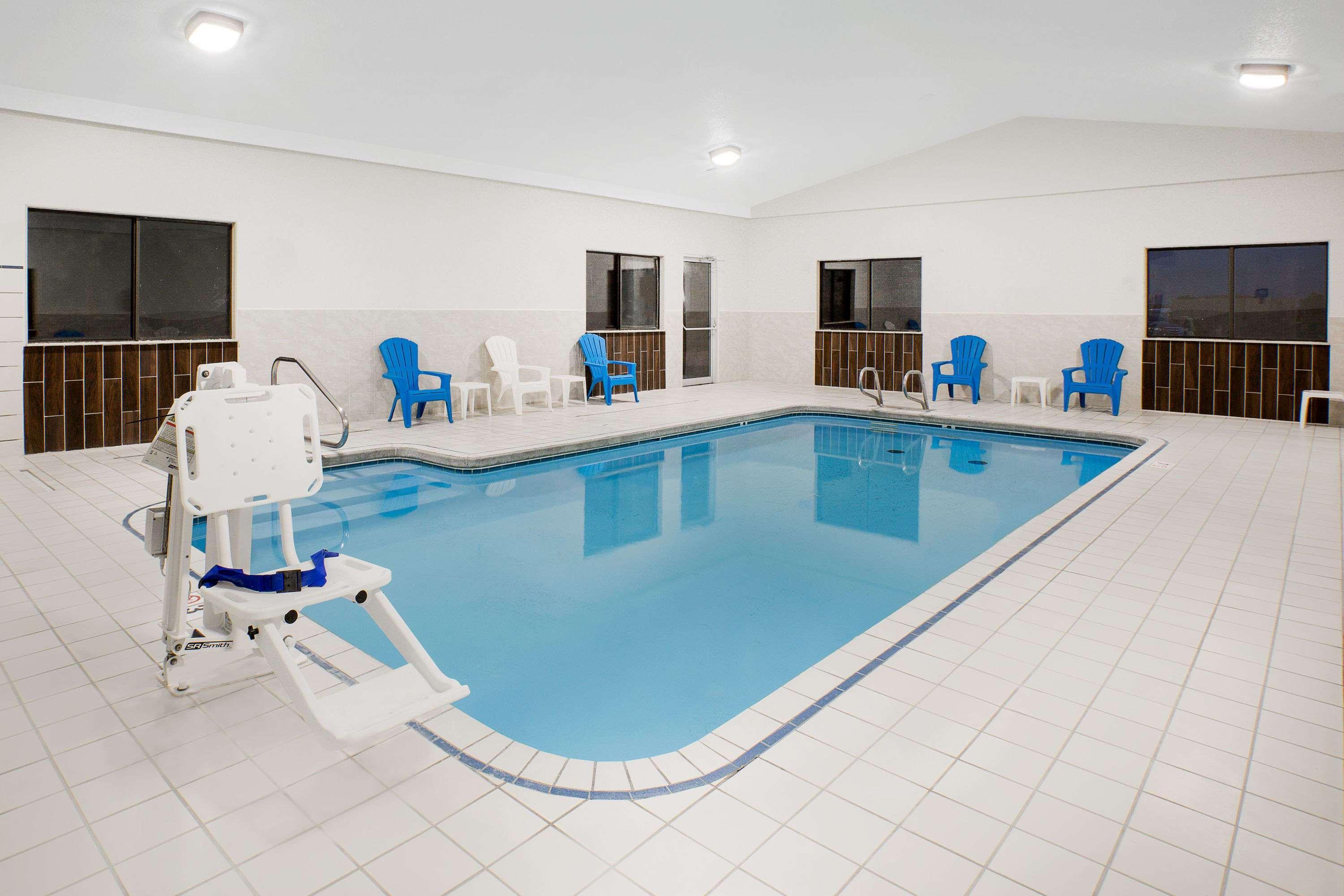 Days Inn By Wyndham York Dış mekan fotoğraf